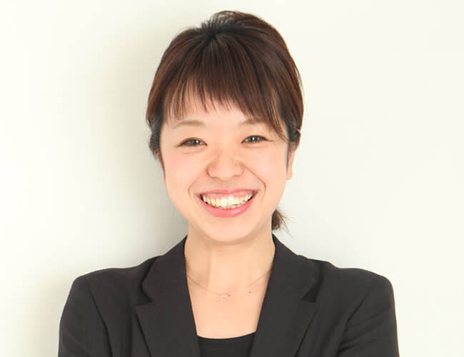 二次会王国津ショールームスタッフ、秋津 唯